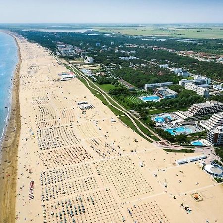 Appartamenti Sirio Via Pesci 6,8,14 Бибионе Экстерьер фото