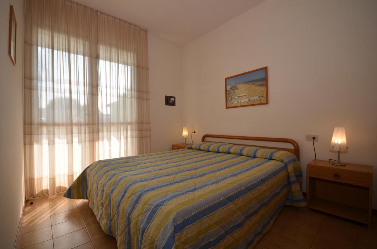 Appartamenti Sirio Via Pesci 6,8,14 Бибионе Экстерьер фото