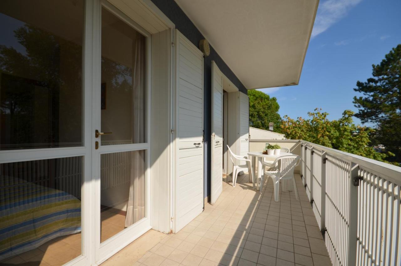 Appartamenti Sirio Via Pesci 6,8,14 Бибионе Экстерьер фото